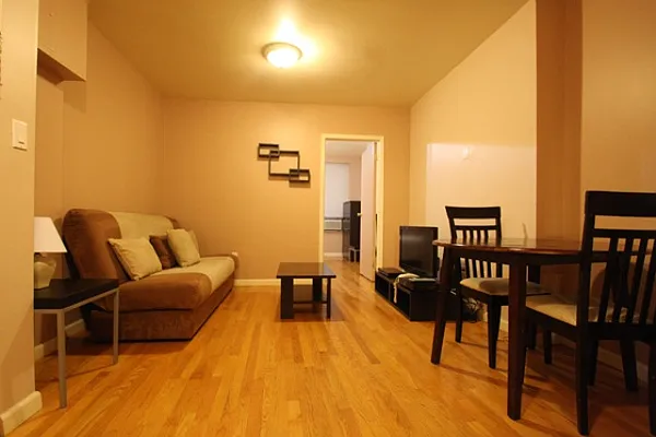 Rented by Cooper & Cooper Real Estate | media 21