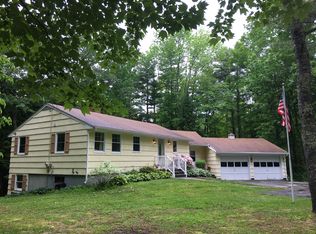 10 Field Rd, Falmouth, ME 04105