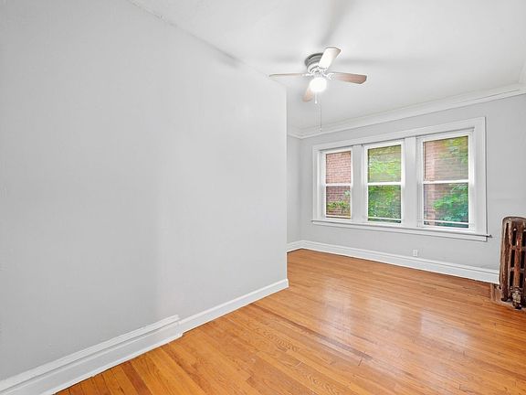 5th image of 6945 S Calumet Ave #1S