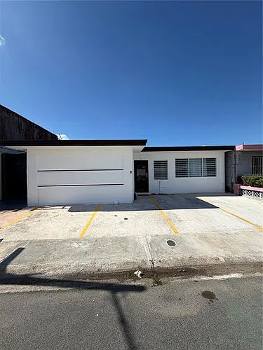 Calle 18 #2214-B Photo 1