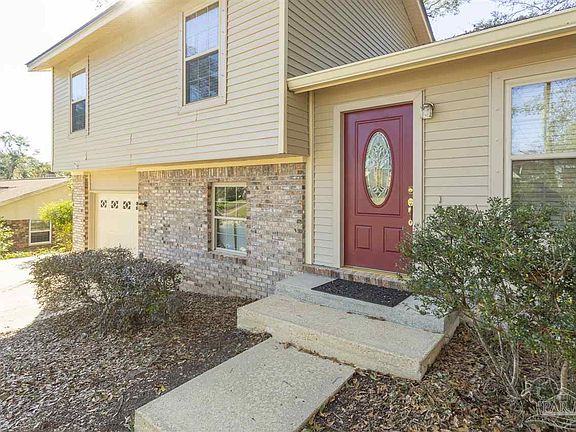 4th image of 8239 Sharkhead Cir