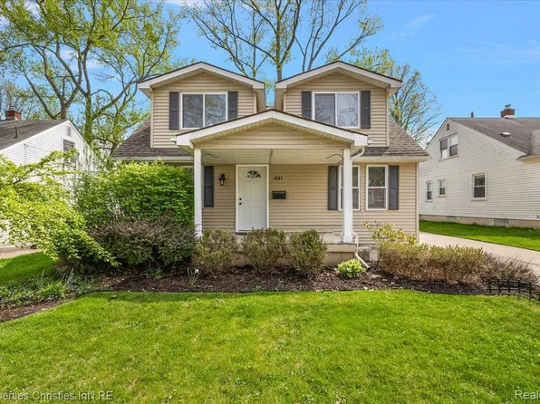 1691 Catalpa Dr, Berkley, MI 48072