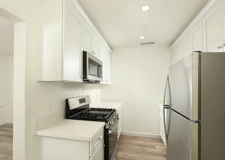 1004 W Clark Ave #1004 — Photo 20