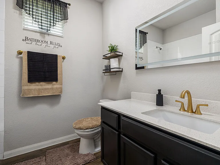 708 Quarton Dr — Photo 11