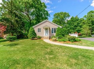 74 Chestnut St, Foxboro, MA 02035