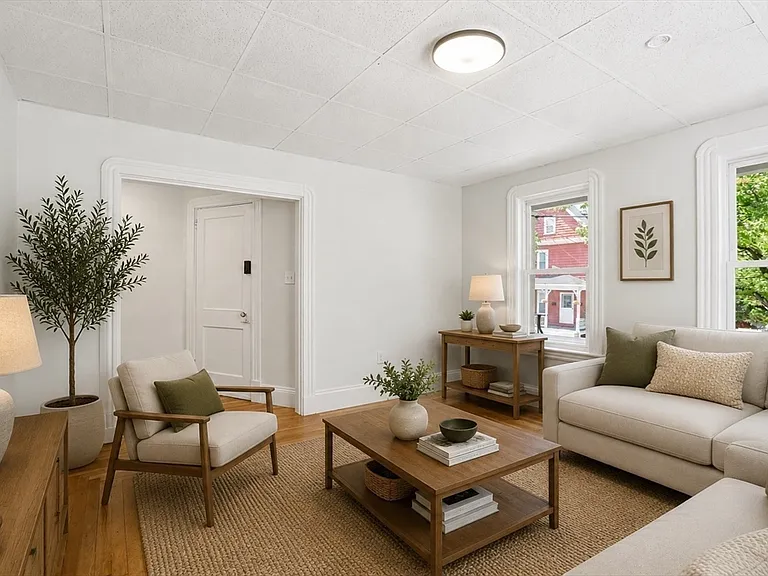 121 Glendale St #1 — Photo 10