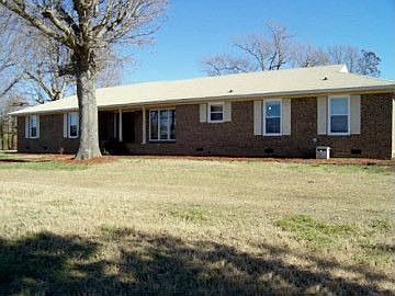 2nd image of 2522 Ansonville Rd
