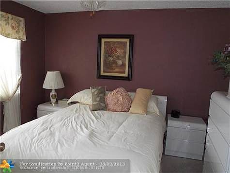 5th image of 2226 N Cypress Bend Dr APT 406