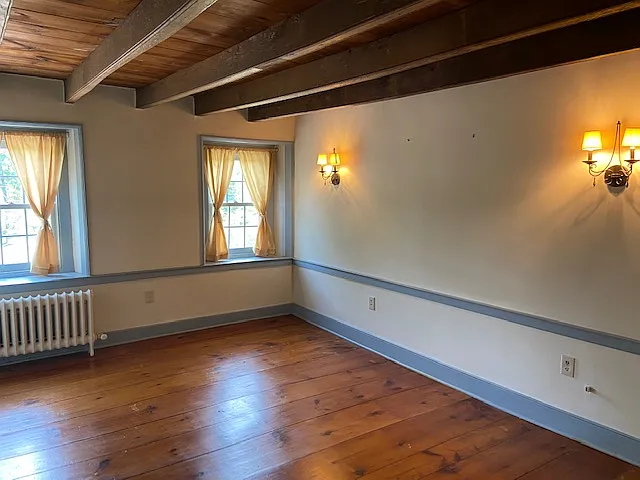 2nd fl master bed rm-2