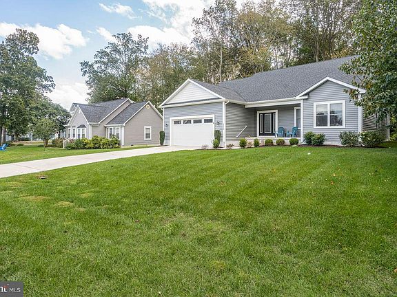 3rd image of 29445 Turnberry Dr