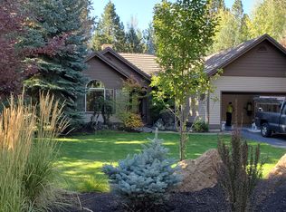 19391 Rim Lake Ct, Bend, OR 97702