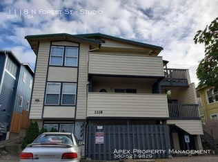 1118 N Forest St, Bellingham, WA 98225