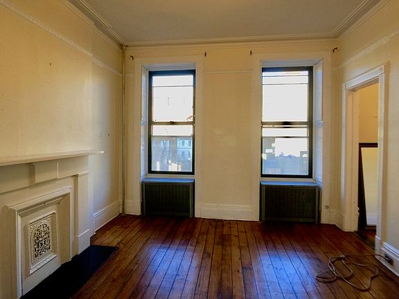 5th image of 252 10th St #2A