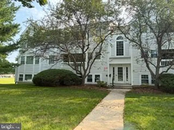 10 Shaftsbury Ct, Reisterstown, MD 21136