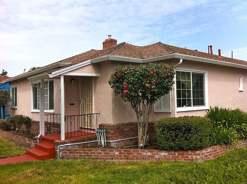 1st image of 3111 Tulare Ave
