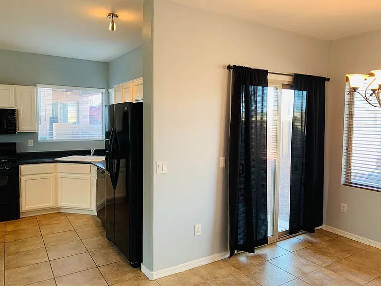 14252 S Avenida Zumba — Photo 16