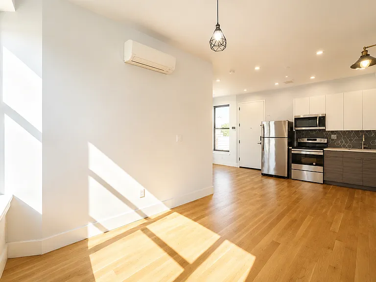 373 Howard Ave #3B — Photo 10