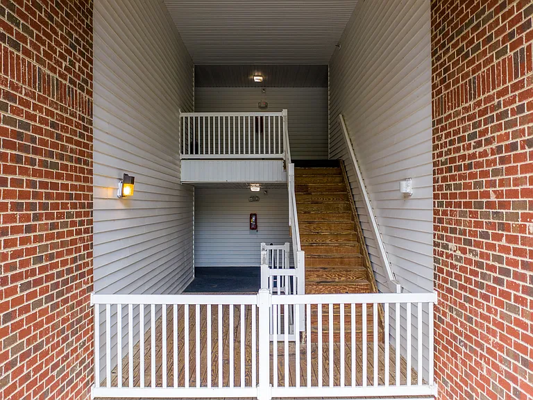 Northstone Apartments — Photo 44