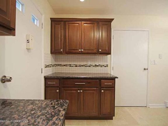 4th image of 260C Kingston Ct