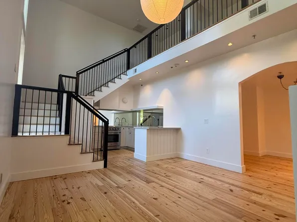 2 Francis St Unit J, Charleston, SC 29403