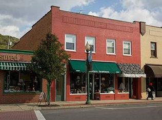 553 Beaver St, Sewickley, PA 15143