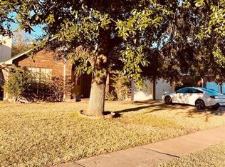 8927 Diamond Lake Ln, Houston, TX 77083