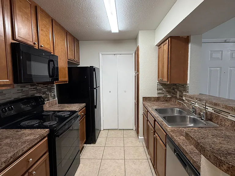 4367 Thornbriar Ln #P280 — Photo 4
