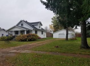 N11231 Minola St, Elcho, WI 54428