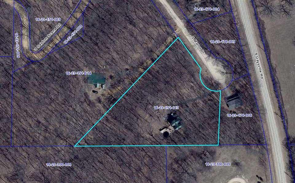 2nd image of 3422 S Manor Sbr Dr