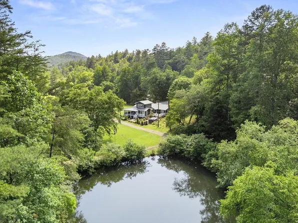 9883 Warwoman Rd, Clayton, GA 30525