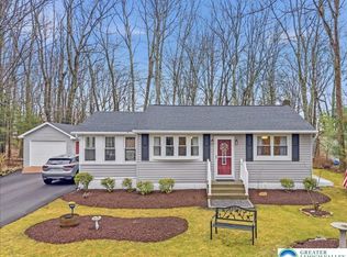 1249 Lexington Ave, Pocono Summit, PA 18346