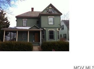 2106 Oak St, Parkersburg, WV 26101