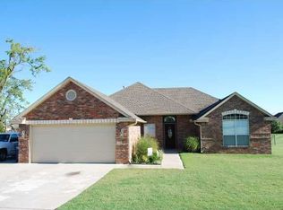 3547 Remington Place Rd, Norman, OK 73072