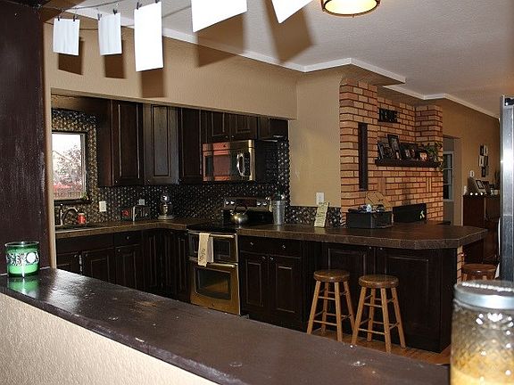 5th image of 415 O'Haire Blvd