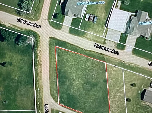 1201 E Arizona Ave, Ulysses, KS 67880