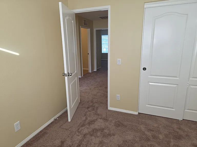 3920 Bluff St — Photo 18