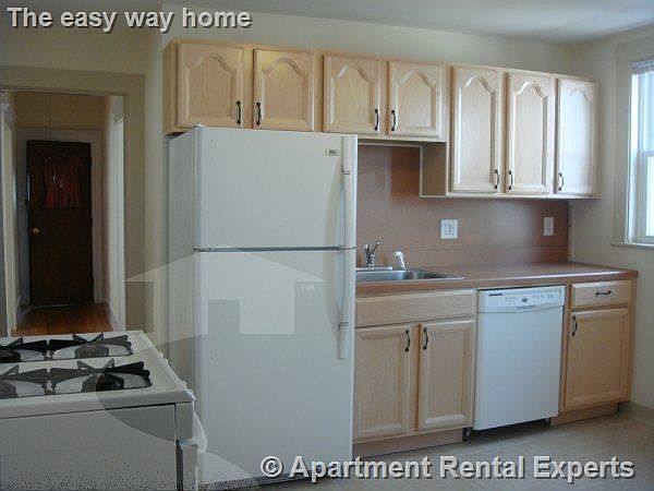 2nd image of 63 Conwell Ave #2