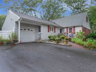 60 Gildare Dr, East Northport, NY, 11731