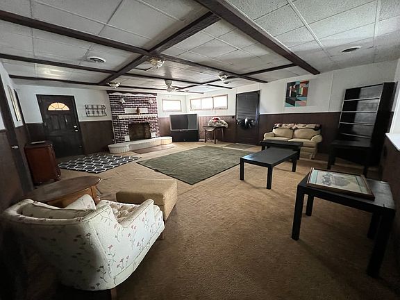 3rd image of 3571 Winchester Ave #5