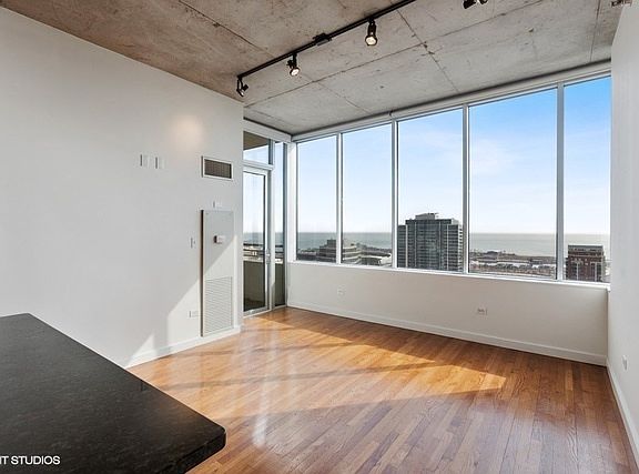 2nd image of 1720 S Michigan Ave APT 2906