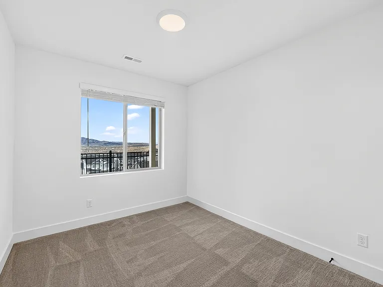 2209 W Swift Fox Dr — Photo 26