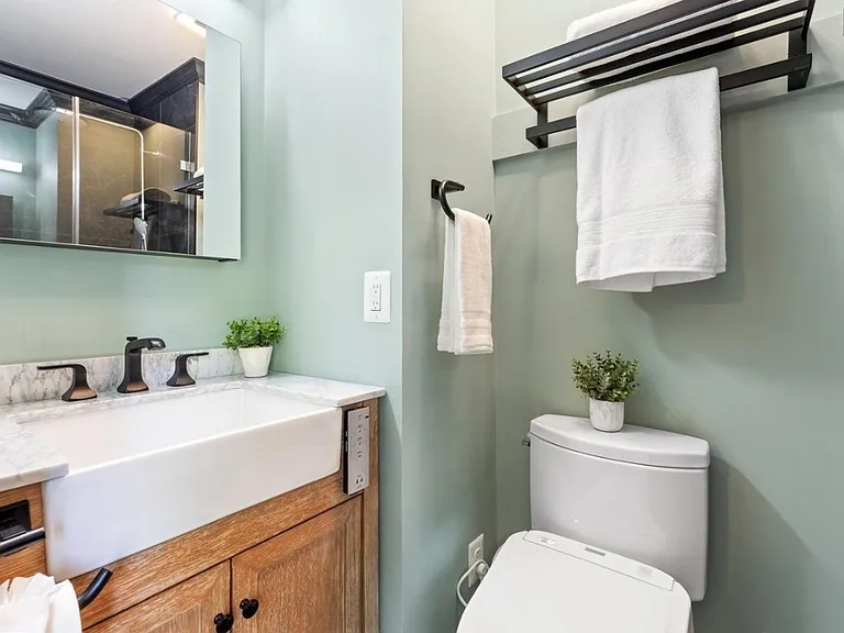 8158 Poplar Grove Dr — Photo 12