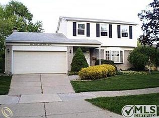 19615 Coachwood Rd, Riverview, MI 48193