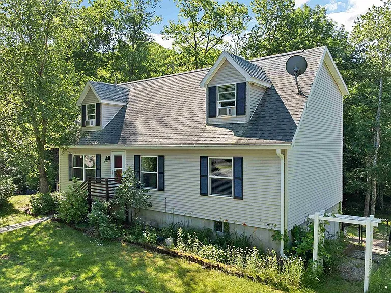 368 Chesham Rd — Photo 2