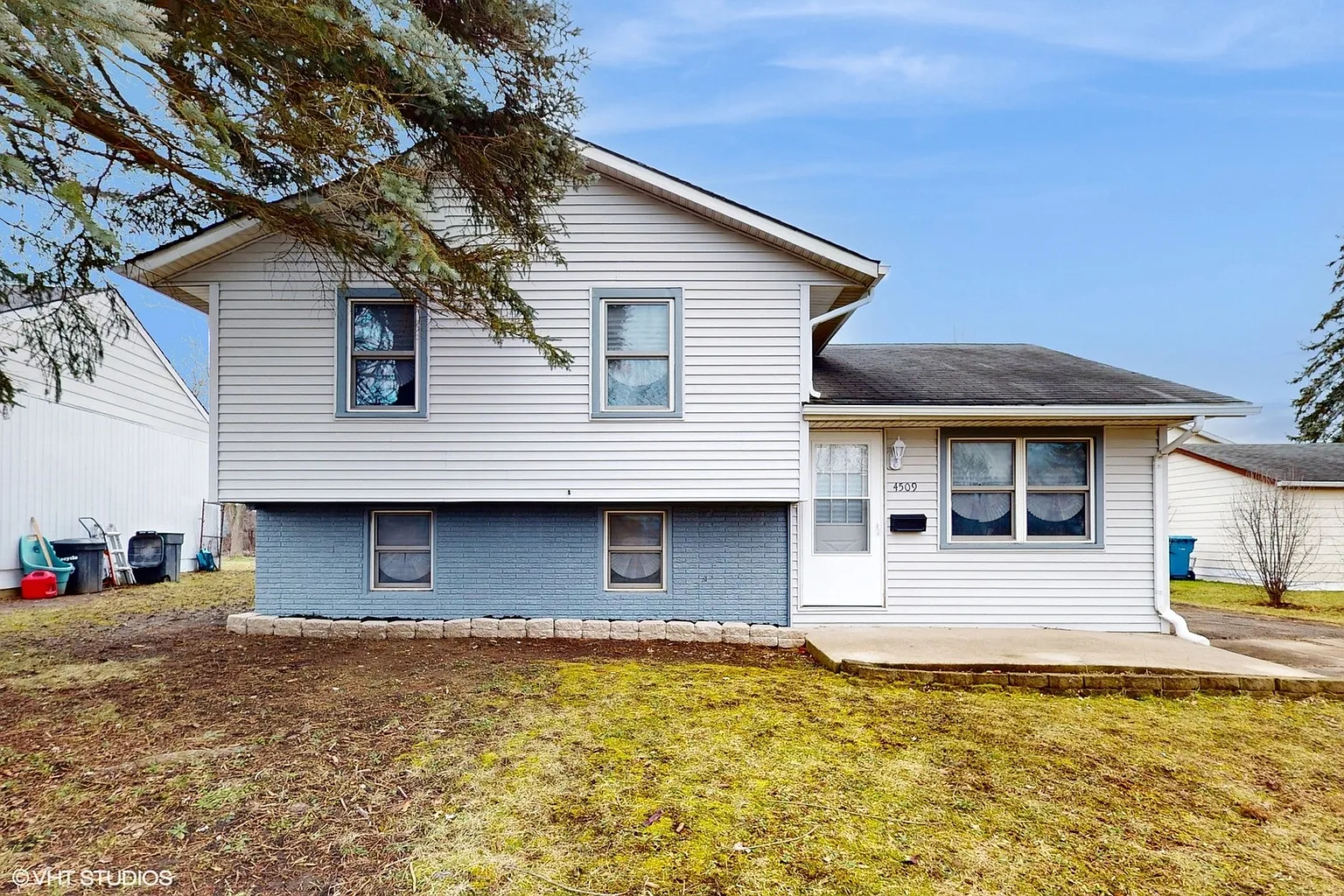 4509 Ascot Ct photo 1