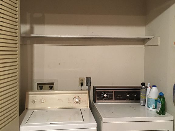 4th image of 901 Thomas St