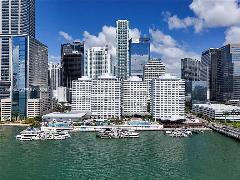 905 Brickell Bay Dr #1523 — Photo 10