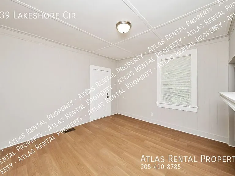 439 Lakeshore Cir — Photo 8