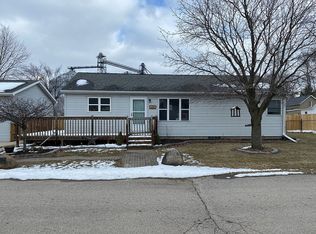 101 Spruce St, La Porte City, IA 50651