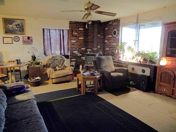 living room dinning area